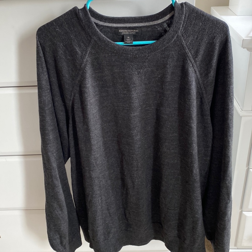 Banana Republic Crew Neck